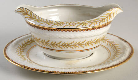 RYD11 Gravy Boat with Attached Underplate