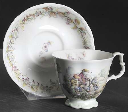 Wind In The Willows Footed Cup & Saucer Set