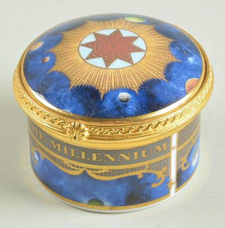 Millennium (Gold) Hinged Box
