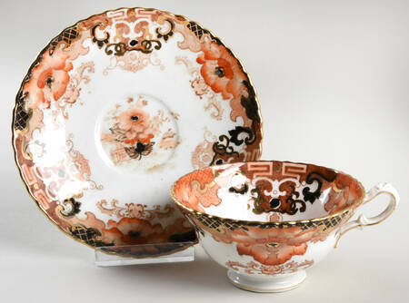 1005 Footed Cup & Saucer Set