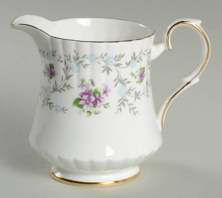 Enchanting Creamer