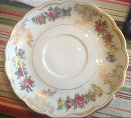 ROB192 Saucer