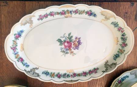 ROB192 12" Oval Serving Platter