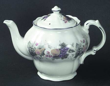 Ravenna (Purple Trim) Teapot & Lid