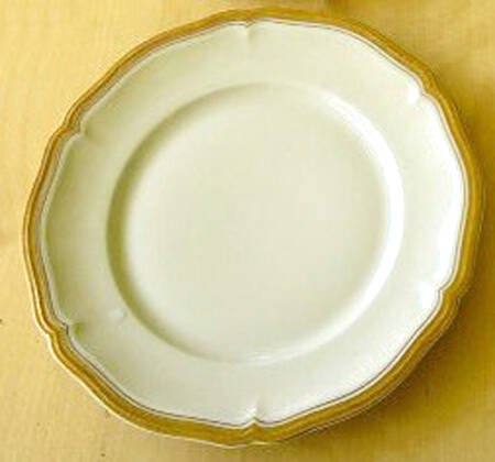 1593 Dinner Plate