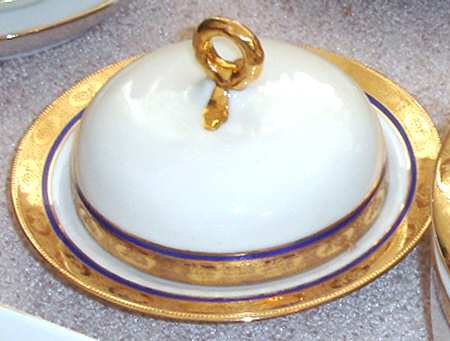 RYB8 Round Covered Butter
