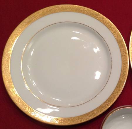 R716 Salad Plate