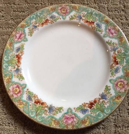 W5575 Dinner Plate