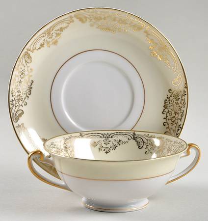 RNS13 Footed Cream Soup Bowl & Saucer Set
