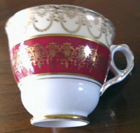 8198 Footed Cup