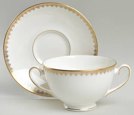 RGR30 Footed Cream Soup Bowl & Saucer Set