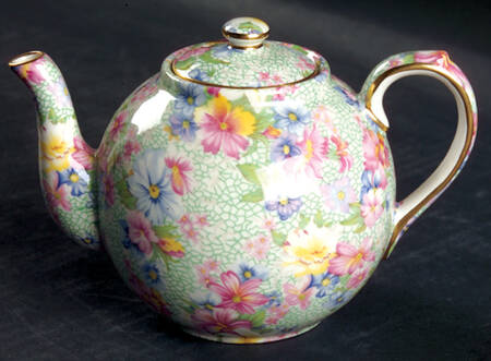 Marion (Earthenware, Circa 1995) Individual Teapot & Lid