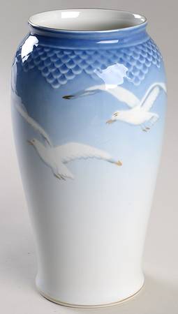 Seagull 8" Vase