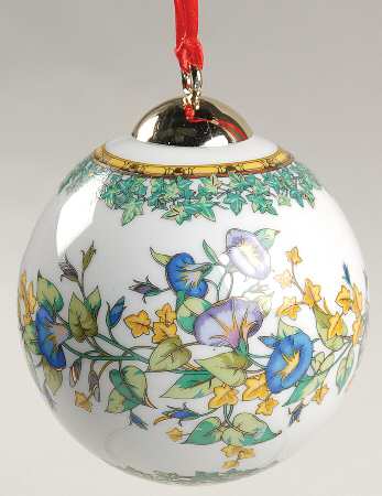 Gold Ivy Ornament