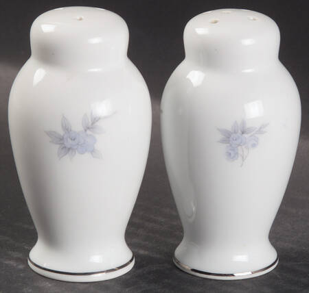 Annbelle Salt & Pepper Set