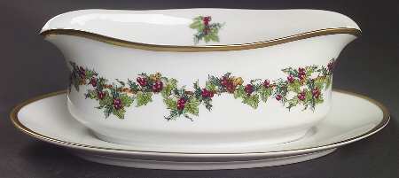 The Holly and The Ivy Gravy Boat & Underplate