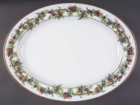 The Holly and The Ivy 16" Oval Serving Platter