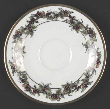The Holly and The Ivy Saucer
