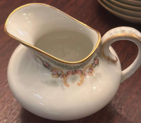 RDN57 Creamer