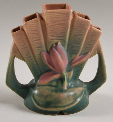 Water Lily Pink Green Flower Arranger