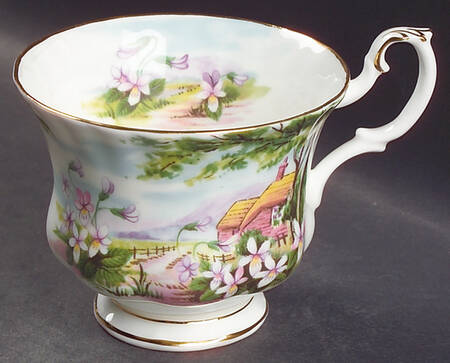Country Scenes Footed Cup