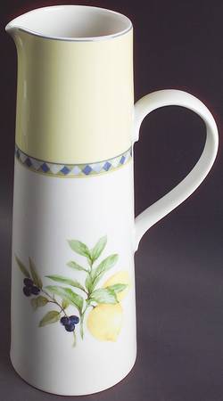 Carmina 64 Oz Pitcher