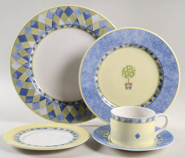 Carmina 40 Piece Estate Set