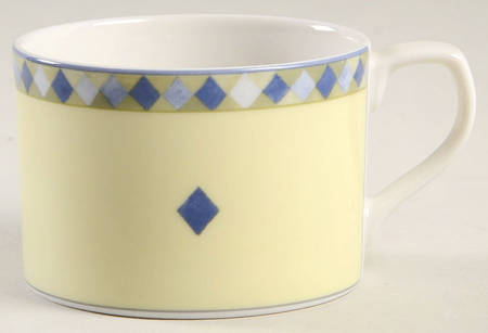 Carmina Flat Cup