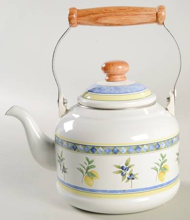 Carmina Kettle & Lid