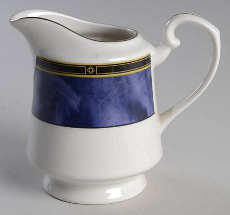 Blue Garland Creamer