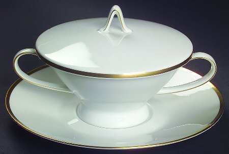 Classic Gold Cream Soup Bowl & Saucer Set with Lid