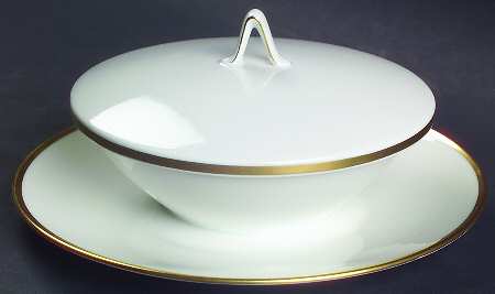Classic Gold Sauce Boat & Lid