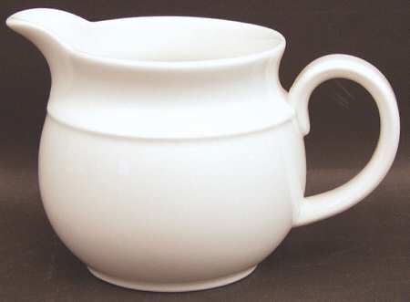 Silhouette (Expressions) Gravy Boat