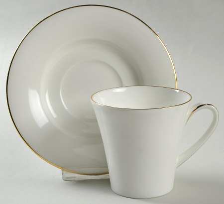 Fusion Gold Flat Cup & Saucer Set