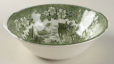 Coaching Taverns Green 8" Round Vegetable Bowl