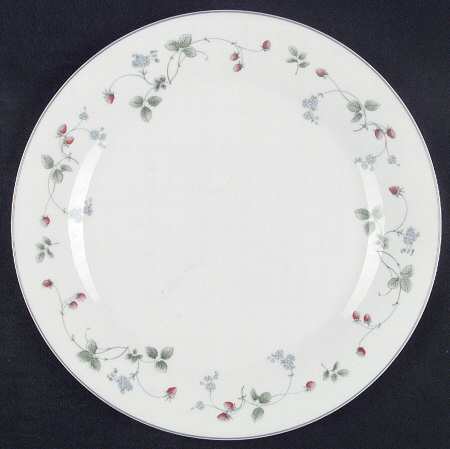 Strawberry Fayre Red by Royal Doulton