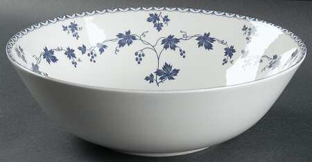 Yorktown 10" Large Salad Serving Bowl