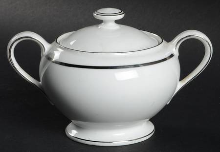 R746 Sugar Bowl & Lid