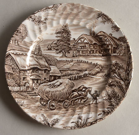 Hayride Brown Dessert/Pie Plate