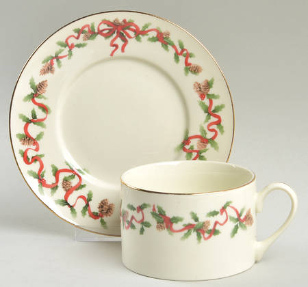 Holiday Ribbons Flat Cup & Saucer Set
