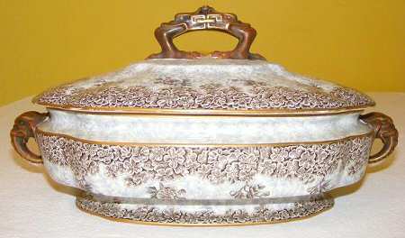 W2279 Brown Oval Covered Vegetable
