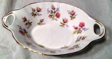 Winsome 5" Oval Sweet Meat Dish
