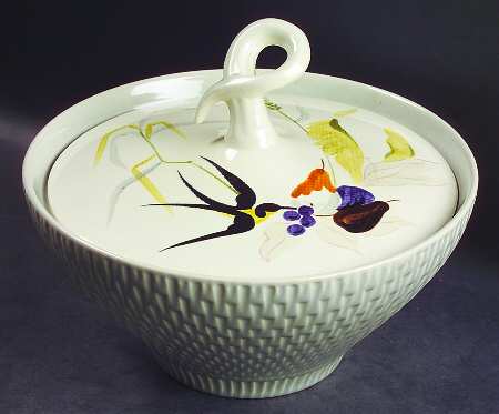 Capistrano 1.75 Qt Round Covered Casserole