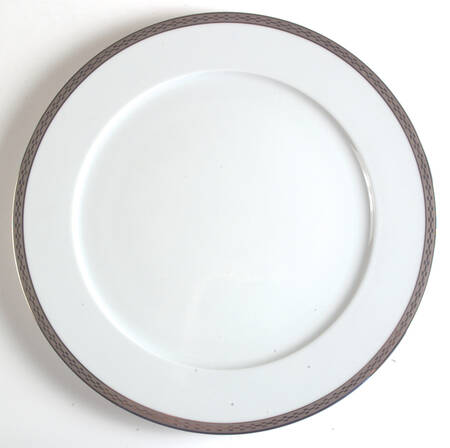 Crown Platinum Service Plate (Charger)