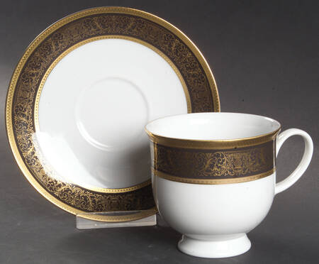 Saba Footed Cup & Saucer Set