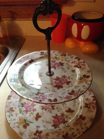 RSS1 2 Tiered Serving Tray (Dinner & Salad Plate)