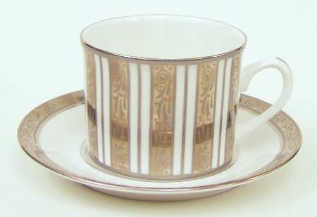Davenham Platinum Flat Cup & Saucer Set