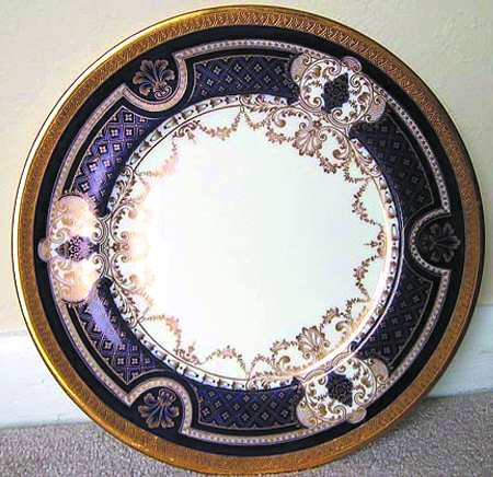 V4642 Dinner Plate