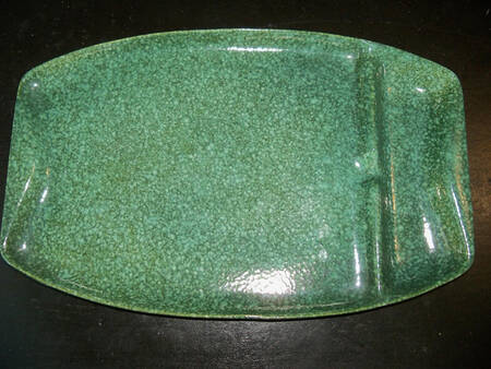 Raymor Avocado Green (Glossy) 20" Oval Steak Platter with Well