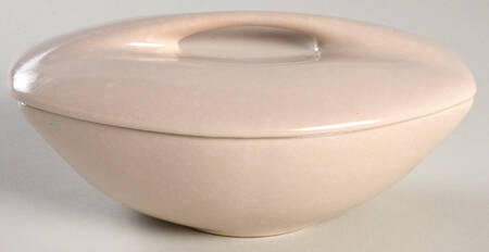 Raymor Contempory White (Glossy) Ramekin with Lid